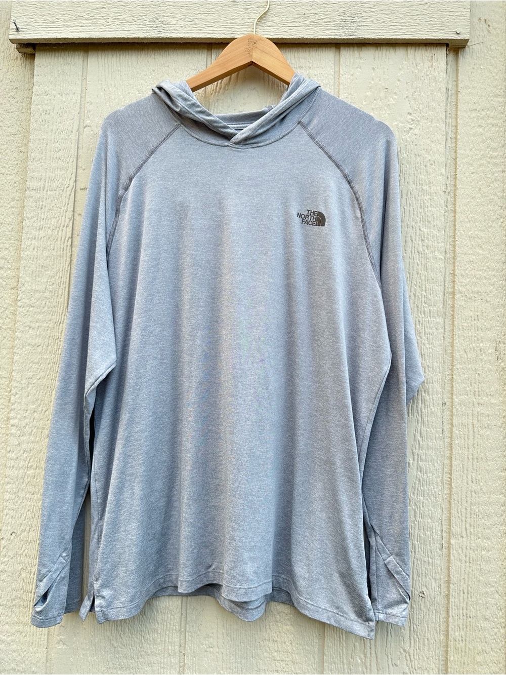 The North Face Men's HyperLayer FD FlashDry Pullover Hoodie Shirt XL Gray